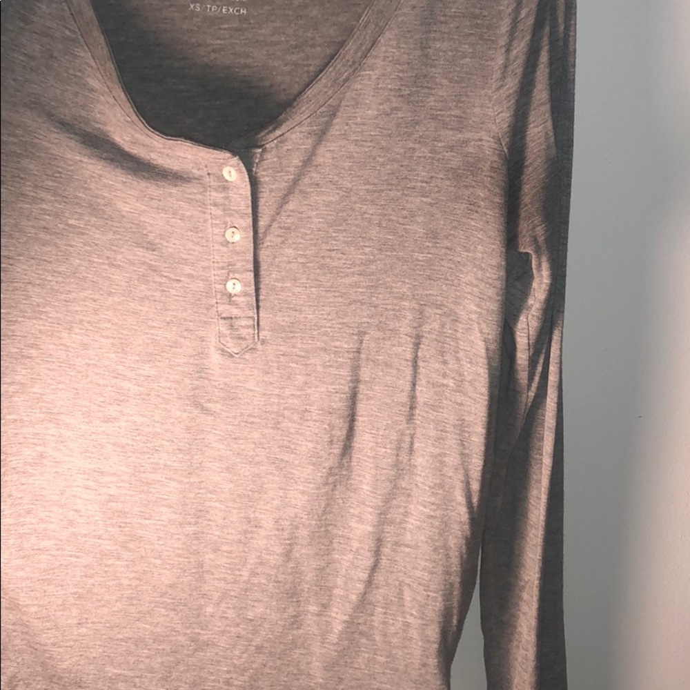 Long sleeve soft American Eagle top